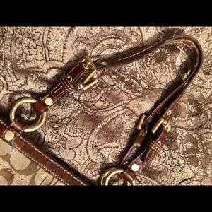 Slightly used - COACH Signature Satchel handbag